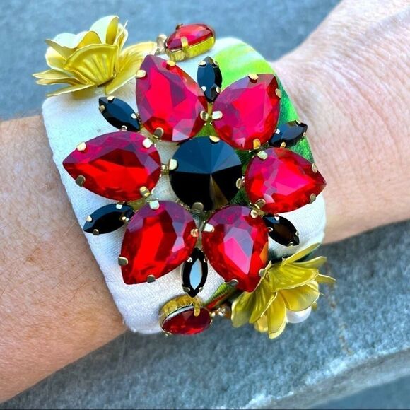 Baroque Pearl Boho Jeweled Floral Rhinestones, Beads, Chunky Cuff Bracelet - Picture 4 of 9